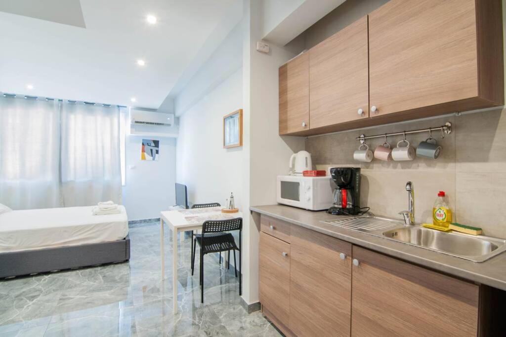 Cosy Studio For 2 People In The City Center Lejlighed Athen Eksteriør billede